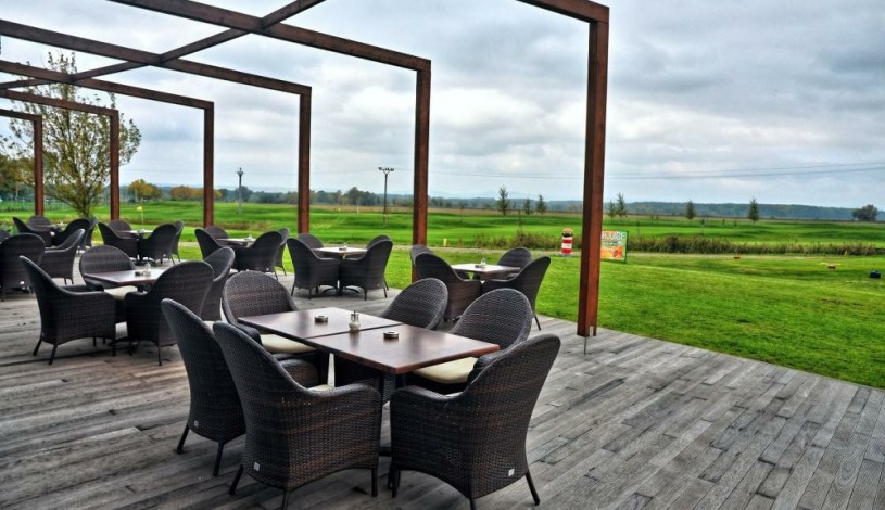 Golf resort Jezera Ostrožská Nová Ves